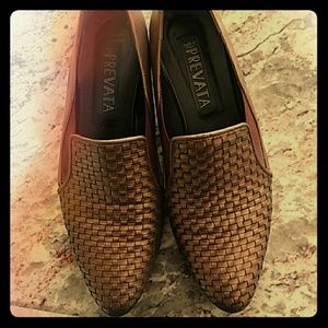 Prevata size 9 shoes